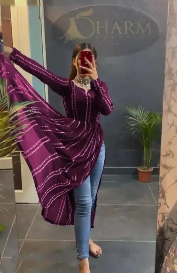 Leriya Nyra Cut Kurti