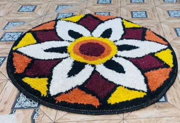 Handcrafted Round Floral Design Carpet – Vibrant & Stylish Home Décor